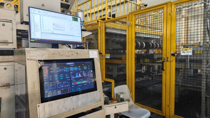 智能装备数据看板-案例展示图