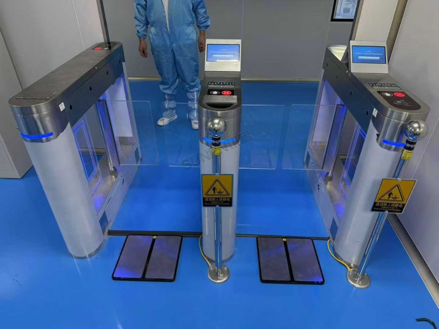 深圳讯鹏科技 ESD 防静电闸机-现场图