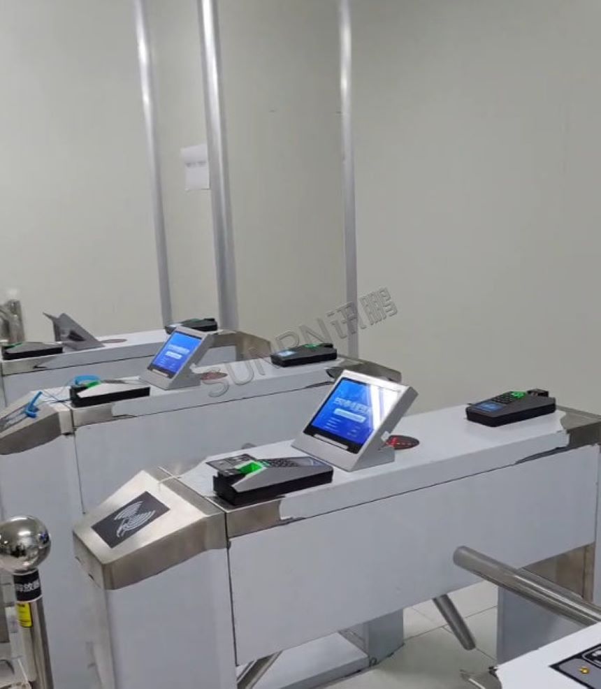 深圳讯鹏科技ESD防静电闸机-案例图